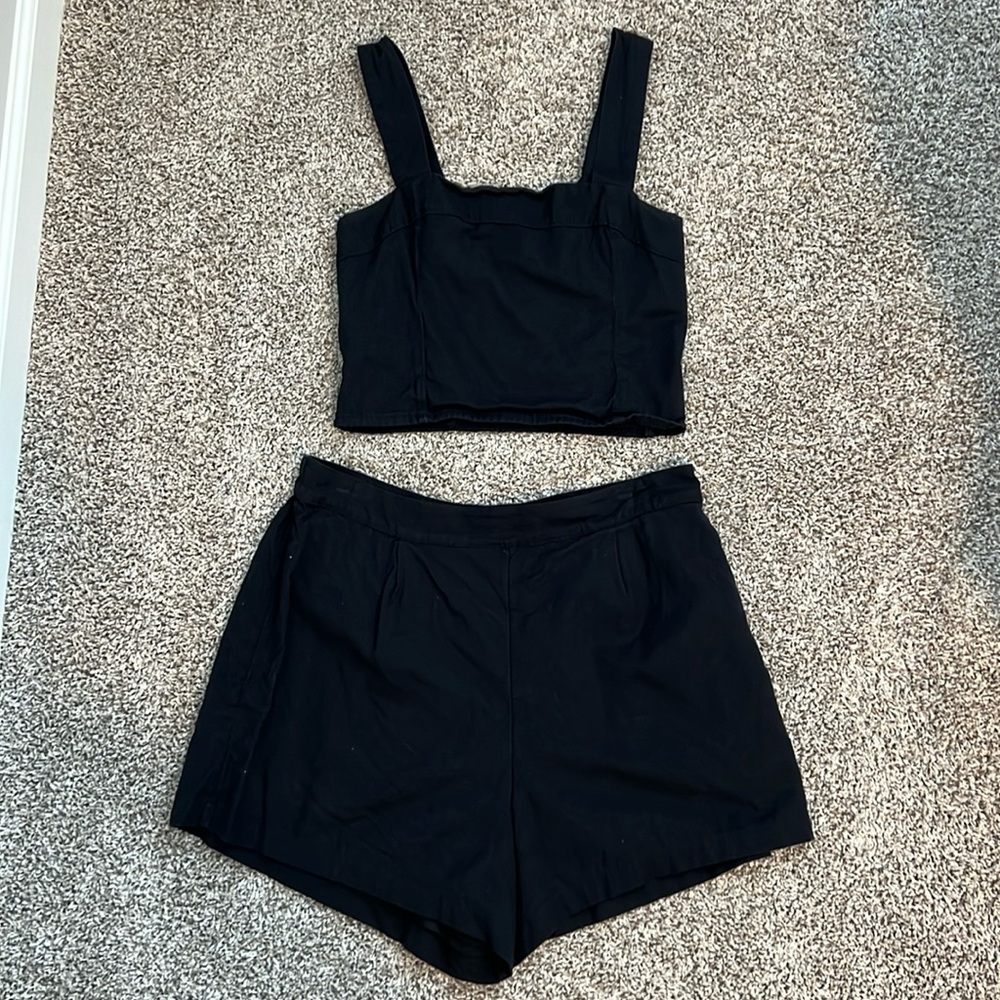 Abercrombie Medium Crop Top (Top only)